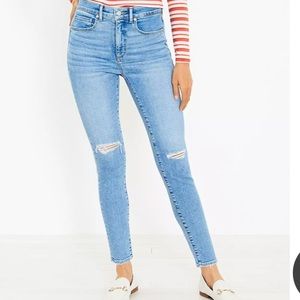 Loft Deconstructed High Rise Skinny Jeans in Light Indigo Wash